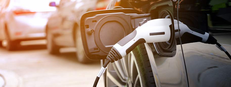 Relance de l'automobile : un très bon plan pour passer à l'hybride